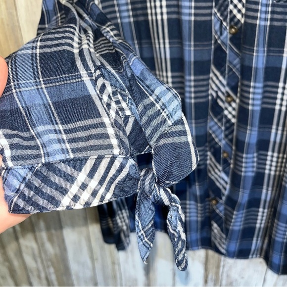 J. Jill Denim Blue Plaid Button Down - Picture 5 of 6
